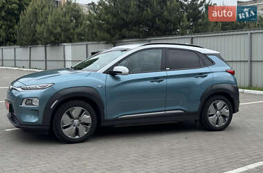 Внедорожник / Кроссовер Hyundai Kona Electric 2020 в 