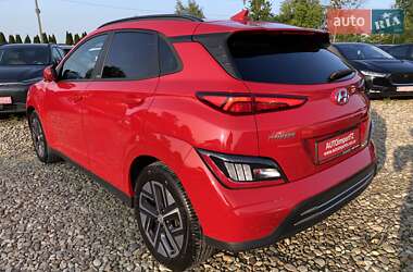 Внедорожник / Кроссовер Hyundai Kona Electric 2021 в 