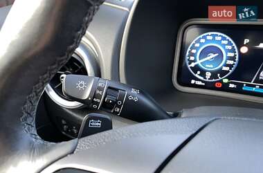 Внедорожник / Кроссовер Hyundai Kona Electric 2021 в 