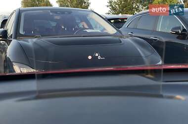 Внедорожник / Кроссовер Hyundai Kona Electric 2021 в 