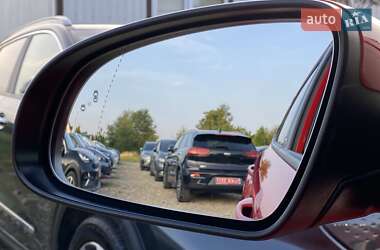Внедорожник / Кроссовер Hyundai Kona Electric 2021 в 
