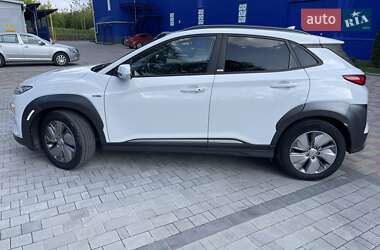 Внедорожник / Кроссовер Hyundai Kona Electric 2020 в 