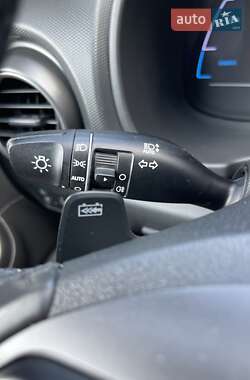 Внедорожник / Кроссовер Hyundai Kona Electric 2020 в 
