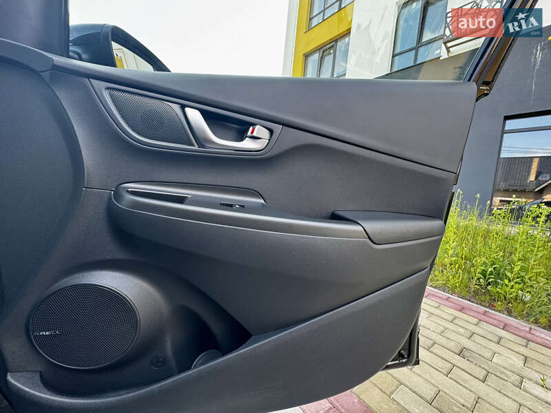 Внедорожник / Кроссовер Hyundai Kona Electric 2021 в Луцке