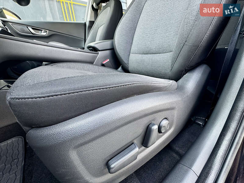 Внедорожник / Кроссовер Hyundai Kona Electric 2021 в Луцке