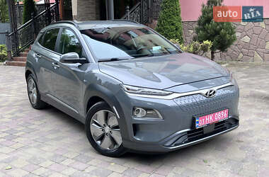 Внедорожник / Кроссовер Hyundai Kona Electric 2021 в Тернополе