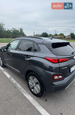 Позашляховик / Кросовер Hyundai Kona Electric 2020 в 