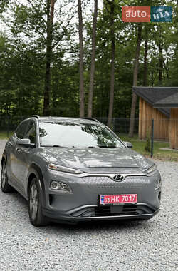 Внедорожник / Кроссовер Hyundai Kona Electric 2020 в Киеве