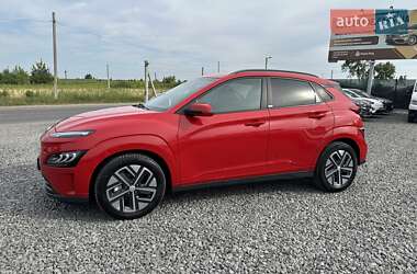 Внедорожник / Кроссовер Hyundai Kona Electric 2021 в 
