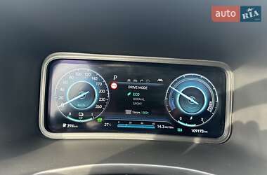 Внедорожник / Кроссовер Hyundai Kona Electric 2021 в 