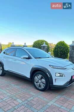 Внедорожник / Кроссовер Hyundai Kona Electric 2020 в Черновцах