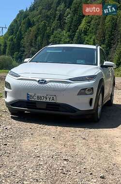 Внедорожник / Кроссовер Hyundai Kona Electric 2019 в 