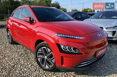 Позашляховик / Кросовер Hyundai Kona Electric 2021 в 