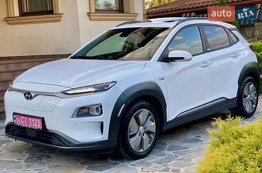 Внедорожник / Кроссовер Hyundai Kona Electric 2021 в Львове