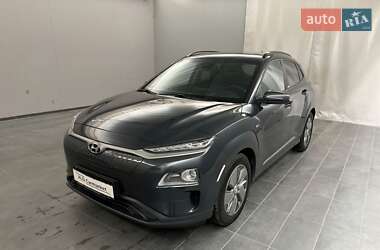 Внедорожник / Кроссовер Hyundai Kona Electric 2021 в Киеве