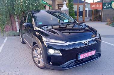 Внедорожник / Кроссовер Hyundai Kona Electric 2021 в Черновцах