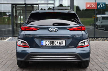 Позашляховик / Кросовер Hyundai Kona Electric 2021 в 