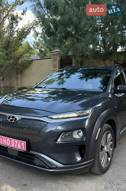 Позашляховик / Кросовер Hyundai Kona Electric 2019 в Харкові
