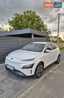 Внедорожник / Кроссовер Hyundai Kona Electric 2021 в Хмельницком