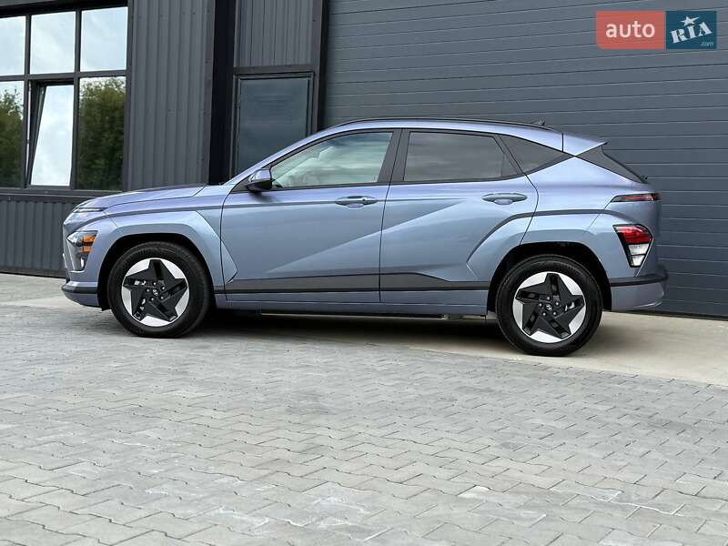 Внедорожник / Кроссовер Hyundai Kona Electric 2024 в Дубно