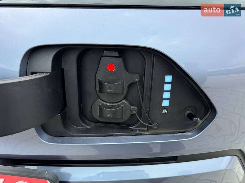 Внедорожник / Кроссовер Hyundai Kona Electric 2024 в Дубно