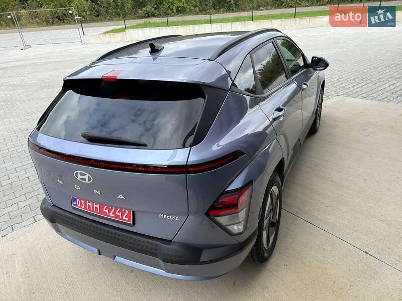 Внедорожник / Кроссовер Hyundai Kona Electric 2024 в Дубно