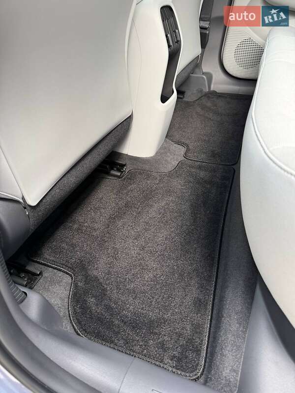 Внедорожник / Кроссовер Hyundai Kona Electric 2024 в Дубно