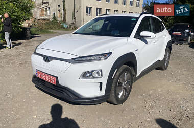 Позашляховик / Кросовер Hyundai Kona Electric 2020 в Дубні