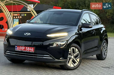 Внедорожник / Кроссовер Hyundai Kona Electric 2023 в Тернополе