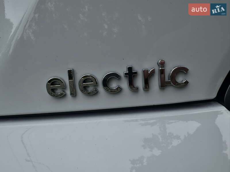 Внедорожник / Кроссовер Hyundai Kona Electric 2020 в Буче