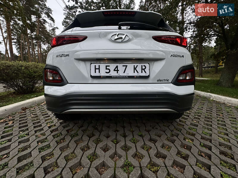 Внедорожник / Кроссовер Hyundai Kona Electric 2020 в Буче