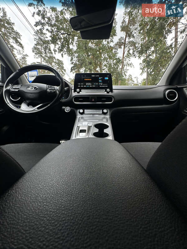 Внедорожник / Кроссовер Hyundai Kona Electric 2020 в Буче