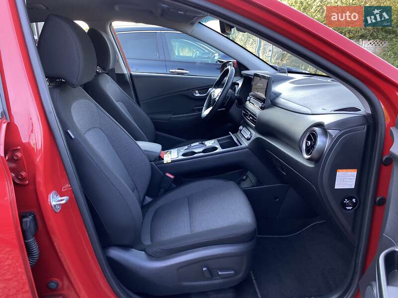 Внедорожник / Кроссовер Hyundai Kona Electric 2021 в Львове фото 72 Внедорожник / Кроссовер Hyundai Kona Electric 2021 в Львове