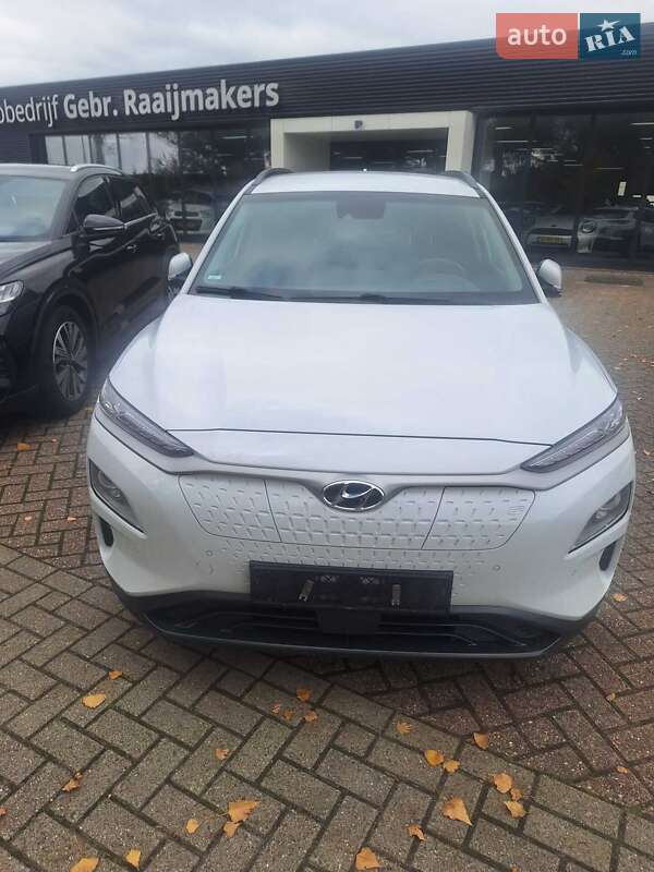 Внедорожник / Кроссовер Hyundai Kona Electric 2020 в Львове фото 4 Внедорожник / Кроссовер Hyundai Kona Electric 2020 в Львове