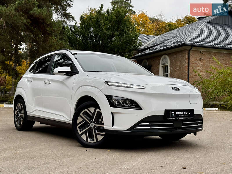 Позашляховик / Кросовер Hyundai Kona Electric 2022 в Києві