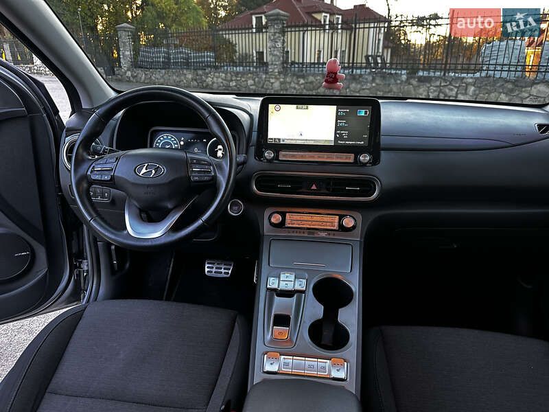 Внедорожник / Кроссовер Hyundai Kona Electric 2022 в Збараже