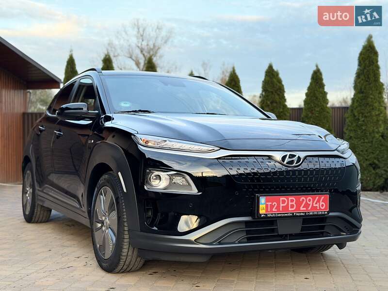 Позашляховик / Кросовер Hyundai Kona Electric 2020 в Чернівцях