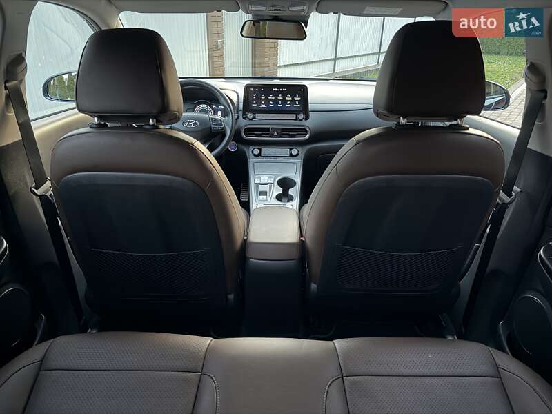 Позашляховик / Кросовер Hyundai Kona Electric 2020 в Чернівцях