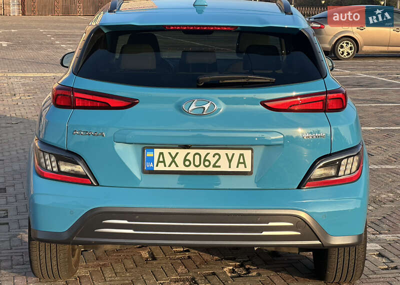 Внедорожник / Кроссовер Hyundai Kona Electric 2022 в Харькове