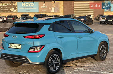 Внедорожник / Кроссовер Hyundai Kona Electric 2022 в Харькове
