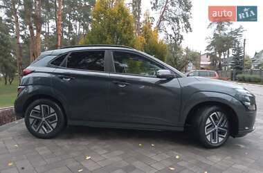 Позашляховик / Кросовер Hyundai Kona Electric 2022 в  фото 10 Позашляховик / Кросовер Hyundai Kona Electric 2022 в