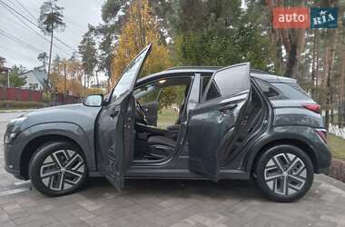 Позашляховик / Кросовер Hyundai Kona Electric 2022 в  фото 24 Позашляховик / Кросовер Hyundai Kona Electric 2022 в