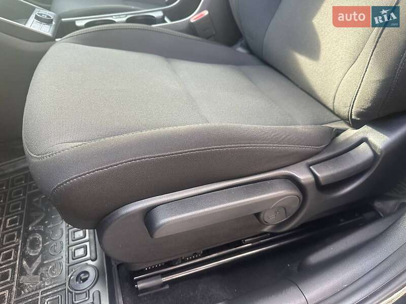 Внедорожник / Кроссовер Hyundai Kona Electric 2023 в Львове фото 5 Внедорожник / Кроссовер Hyundai Kona Electric 2023 в Львове