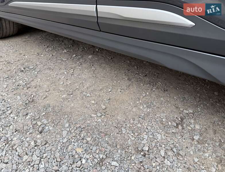 Позашляховик / Кросовер Hyundai Kona Electric 2020 в Львові фото 38 Позашляховик / Кросовер Hyundai Kona Electric 2020 в Львові