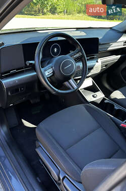 Внедорожник / Кроссовер Hyundai Kona Electric 2024 в 