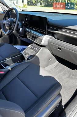 Внедорожник / Кроссовер Hyundai Kona Electric 2024 в 