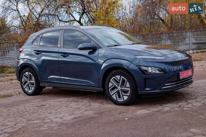 Внедорожник / Кроссовер Hyundai Kona Electric 2022 в Бердичеве