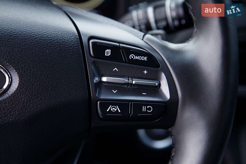 Внедорожник / Кроссовер Hyundai Kona Electric 2022 в Бердичеве