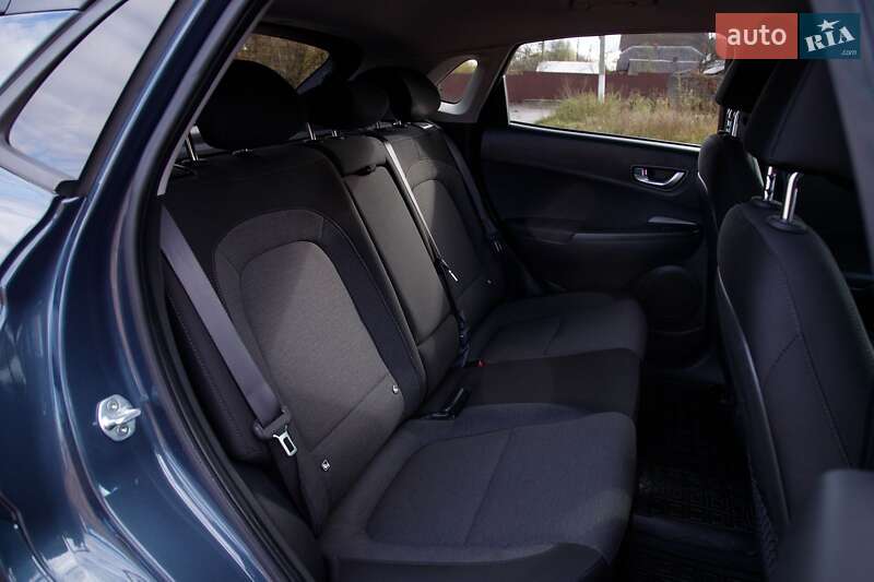 Внедорожник / Кроссовер Hyundai Kona Electric 2022 в Бердичеве