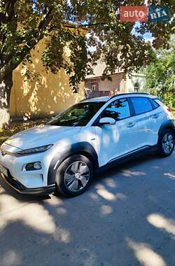 Позашляховик / Кросовер Hyundai Kona Electric 2019 в Кам'янець-Подільському